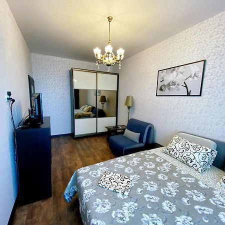 Italian Boulevard Modern Apartment Odessa Exteriör bild